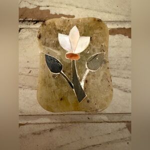 Vintage Hand Carved Rectangle Soapstone Trinket Box ~Mother of Pearl Inlay India